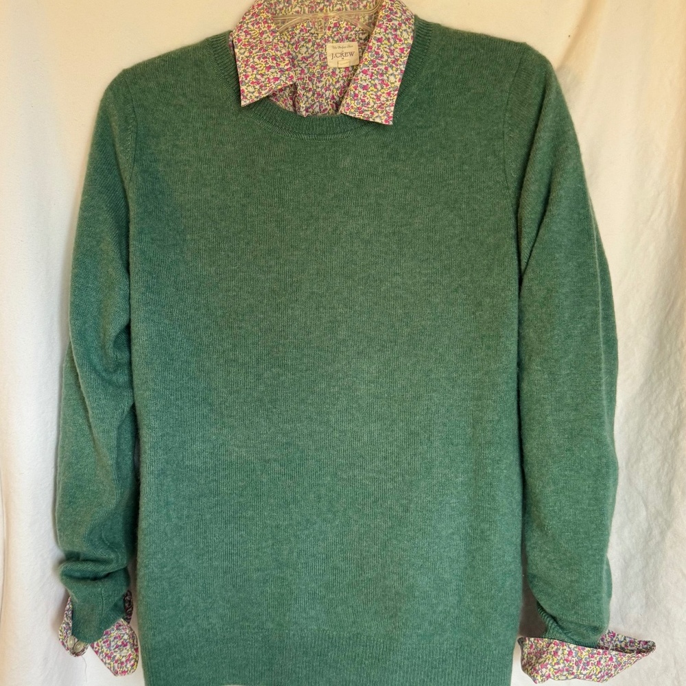 Tahari Merino Wool Sweater